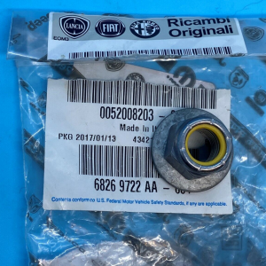 Jeep Renegade Compass Fiat 500X M12 Dado Barra Torsione 52008203 originale