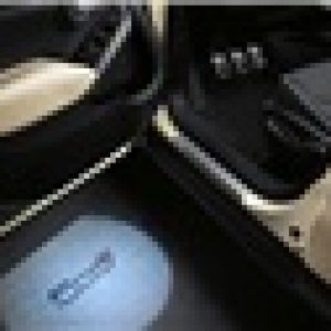 BATTITACCO CON LOGO PER FIAT 500 X K82214592