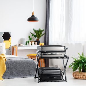 Costway Portapacchi e bagagli in ferro, Porta valigie con spazio superiore e inferiore, 68x43x58cm Nero