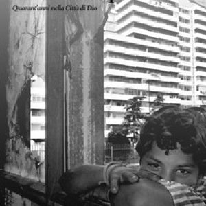 Scuola Scampia. Quarant’anni nella Città di Dio