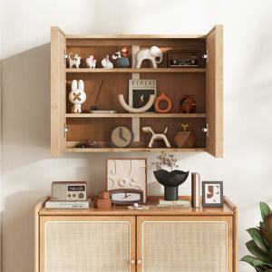 Costway Armadio da parete per bagno con specchio da parete con porte reversibili, Armadietto medicinale a 2 porte in bambù Naturale