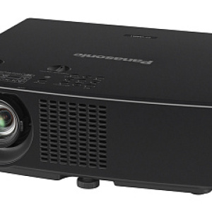 Panasonic PT-VMZ61B Proiettore a fuoco standard 6200 ANSI lumen LCD WUXGA (1920×1200) Nero – nuovo