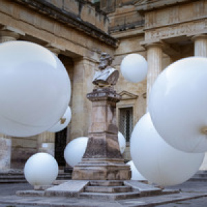 Attraverso. Territorio e scultura