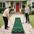 Costway Set di gioco golf pong con tappetino per putt con 2 mazze regolabili, Set di gioco golf per interni ed esterni Verde